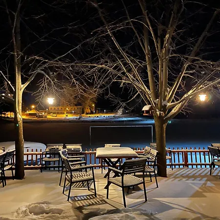 Pepaj بيت خشبي